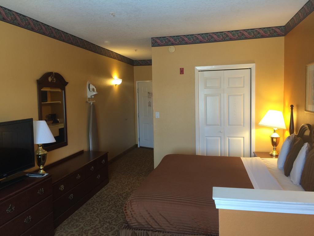 Luxury Suites Ferry Pass Exterior foto